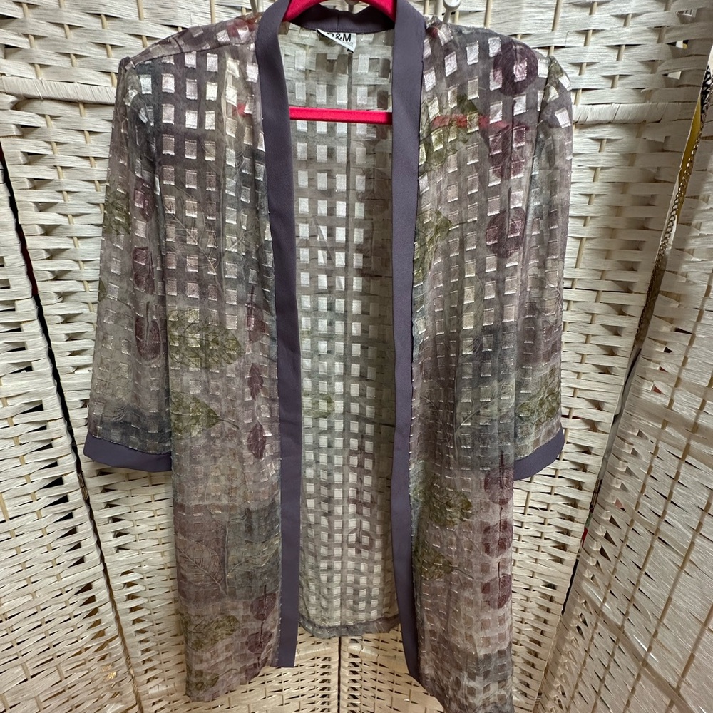 R&M Richards Sheer Kimono with‎ Floral and Checkered Design